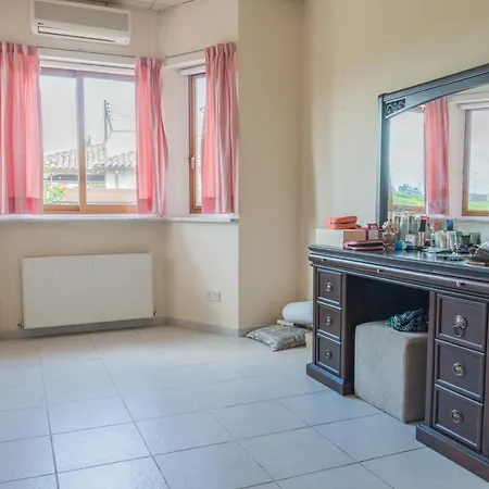 Villa Elegance *
